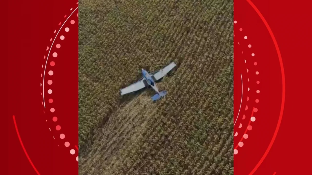 Aircraft crashes in rural area of Paraná